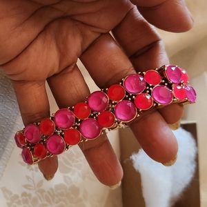 INC Gold Tone Pink Red Beaded Stretchy Bracelet Women's Fashion Jewelry